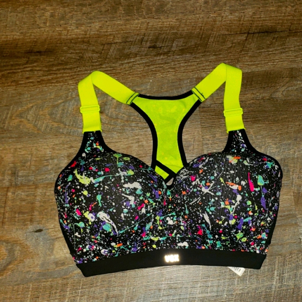 Sports bra